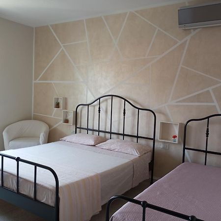 Casa Vacanze Il Fiore Di Loto Apartment Zibido San Giacomo Exterior foto