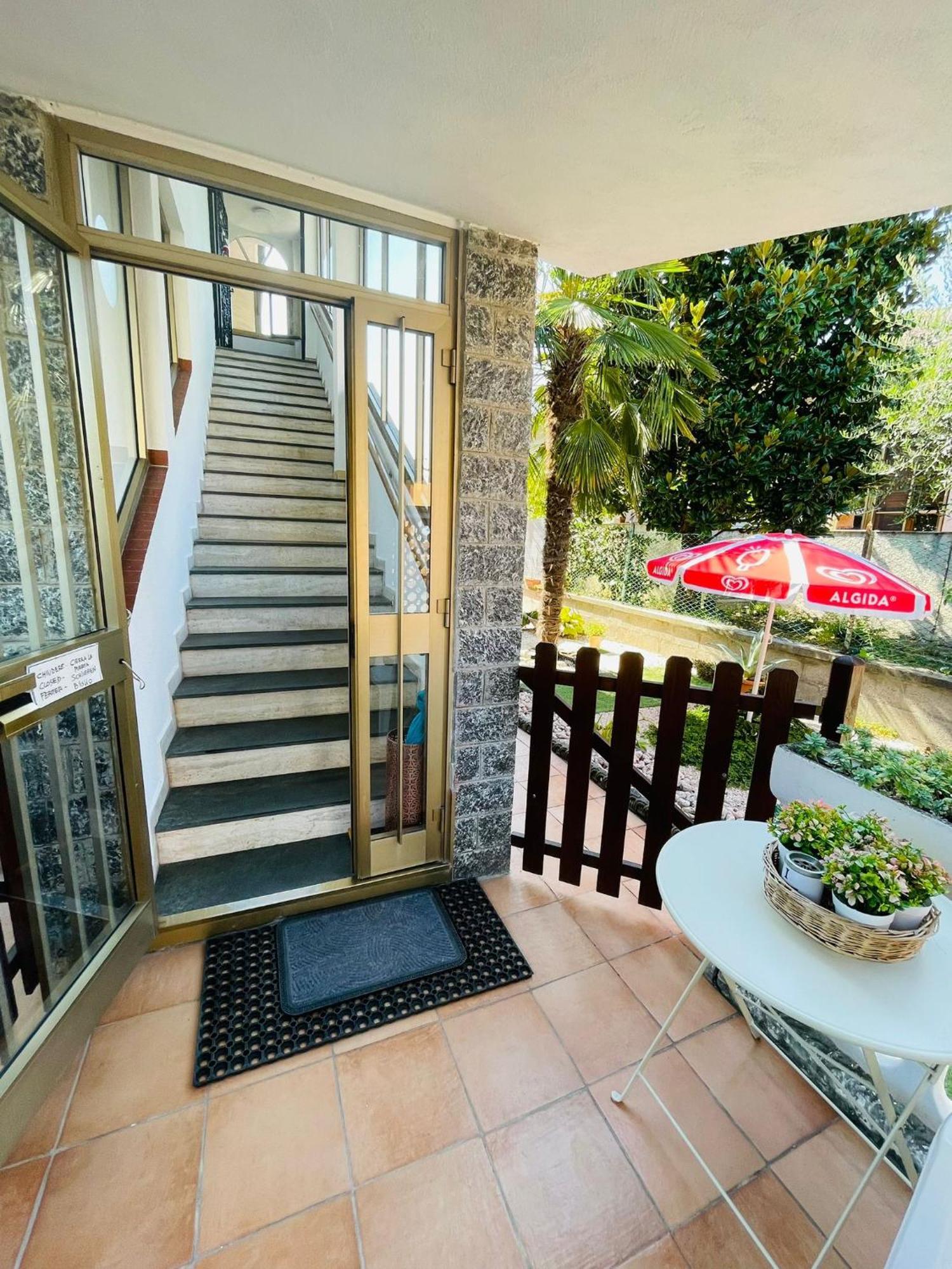 Casa Vacanze Il Fiore Di Loto Apartment Zibido San Giacomo Exterior foto